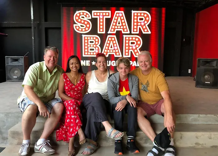 Star Bar Hotel *